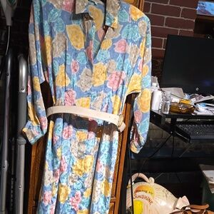 Andrea Gayle Petites Floral Button-Up in Pastel Palette